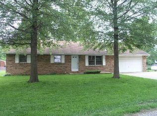 104 Lookout Dr, Columbia, IL 62236