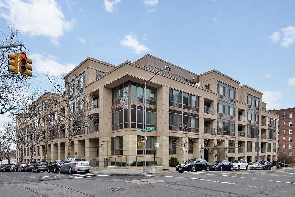 1st image of 6405 Yellowstone Blvd Ph 508