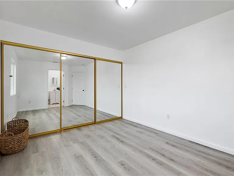 527 W 119th St #527 — Photo 13