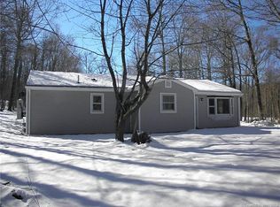 304 S Bear Hill Rd, Chaplin, CT 06235