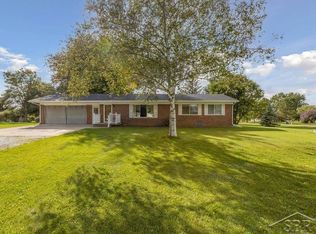 16250 Sorento Dr, Chesaning, MI 48616