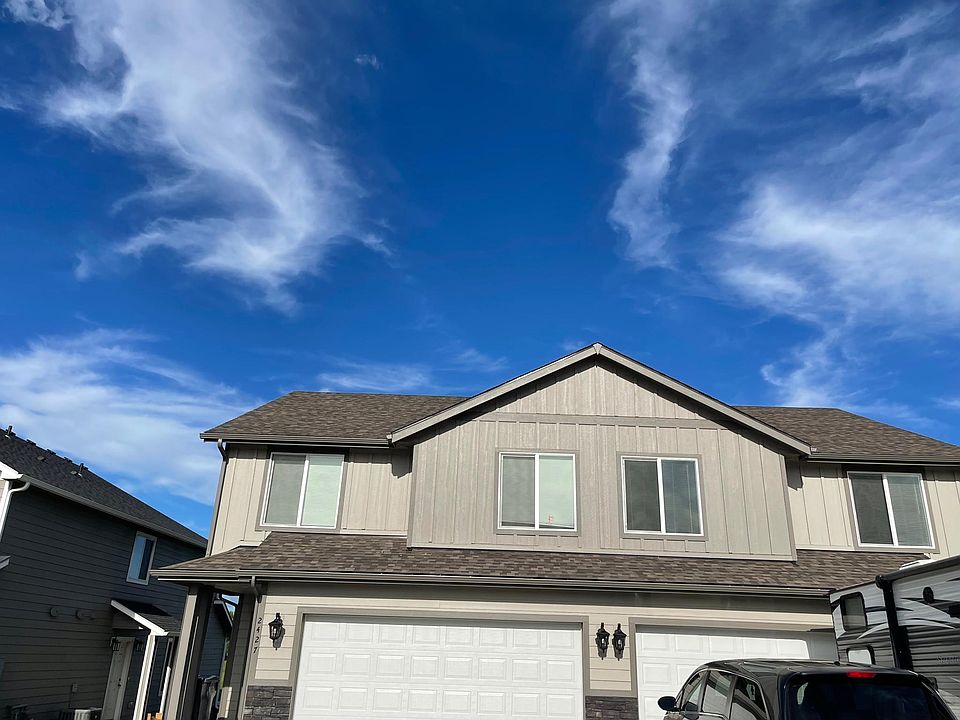1st image of 2427 Sunrise Dr
