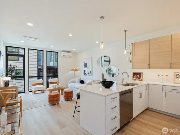 11231 Greenwood Avenue N #A, Seattle, WA 98133