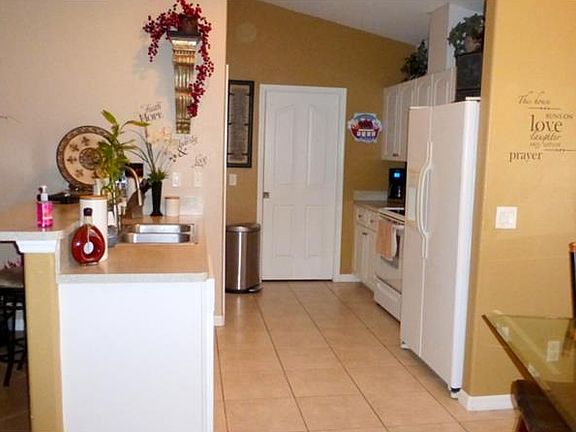 4th image of 2437 Wurtsmith Ln
