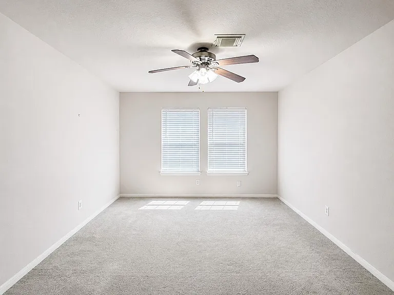 19315 Summer Island Way — Photo 14