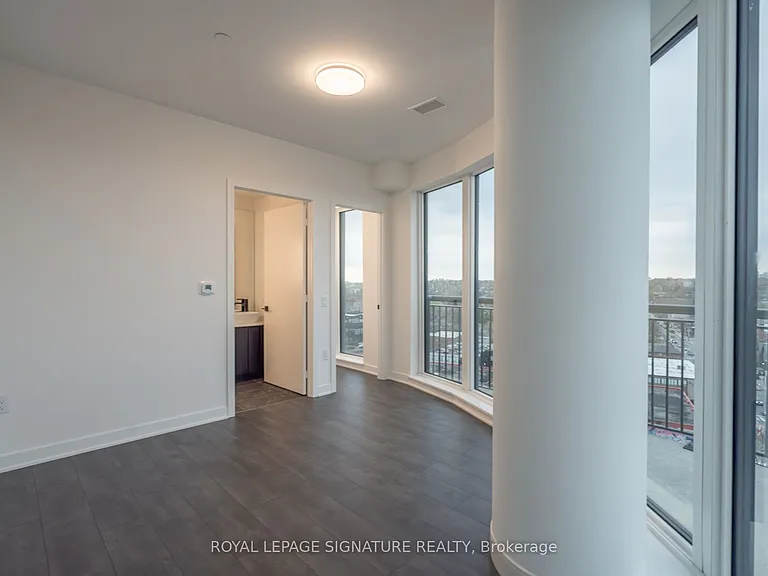 1185 Dupont St #1016 — Photo 7