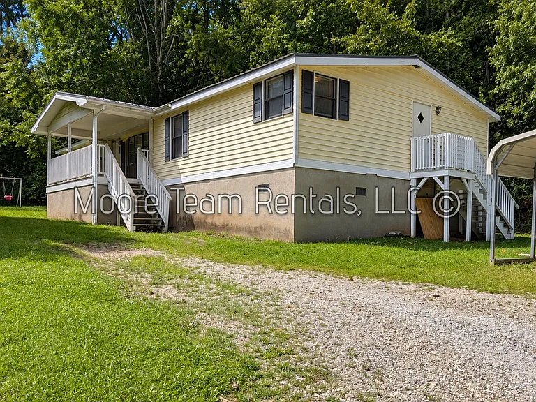 5399 Greenville Hwy — Photo 1