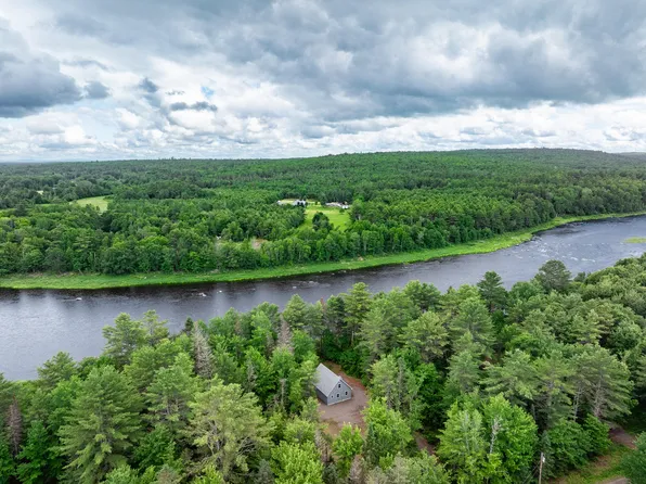5 Pine Street Lane, Maxfield, ME 04453