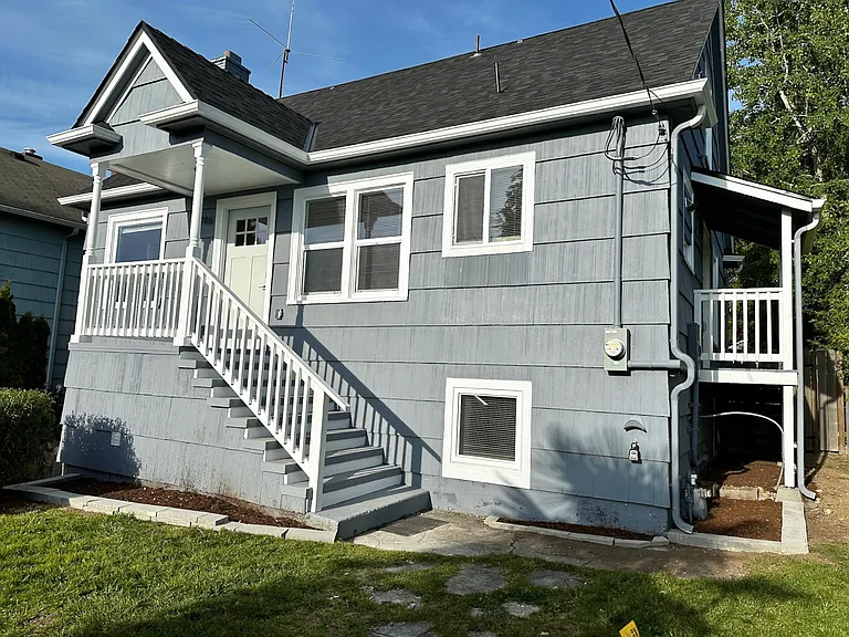 9746 Phinney Ave N #1 — Photo 30