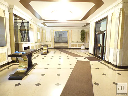 Rented by Highline Residential | media 71