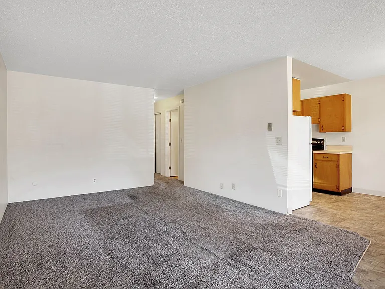 4121 SE 28th Ave — Photo 8
