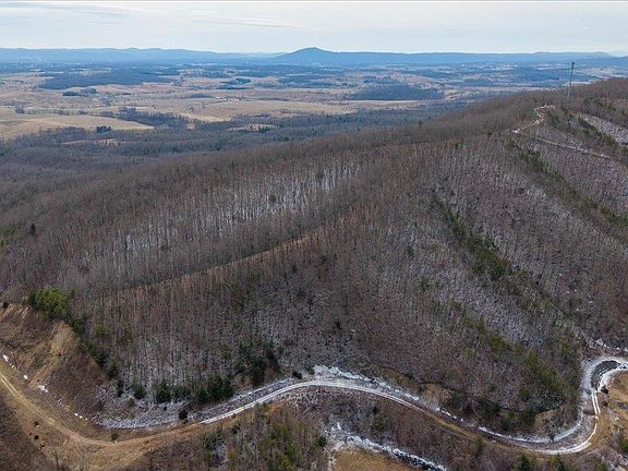 5th image of Old Cloyd Rd