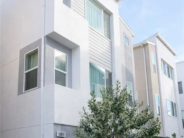 10891 Scottsbluff Dr, Stanton, CA 90680