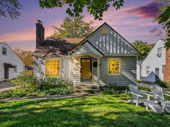 1765 Warwick Rd SE, East Grand Rapids, MI 49506