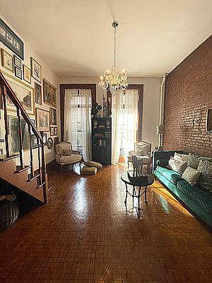 2nd image of 137 W 86th St APT 3A