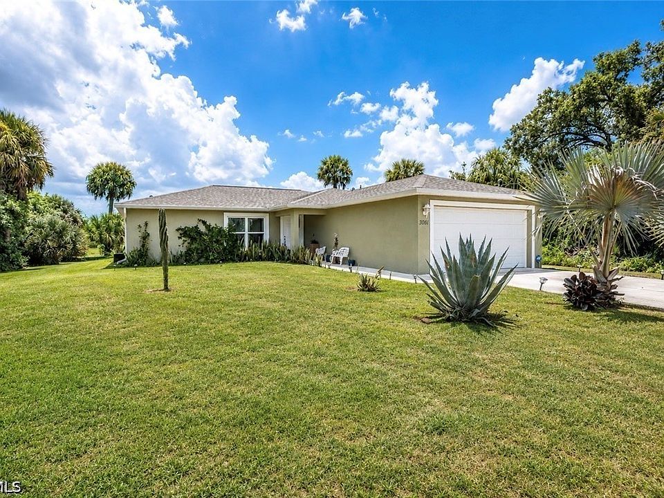 1st image of 3061 NW Beechwood Cir