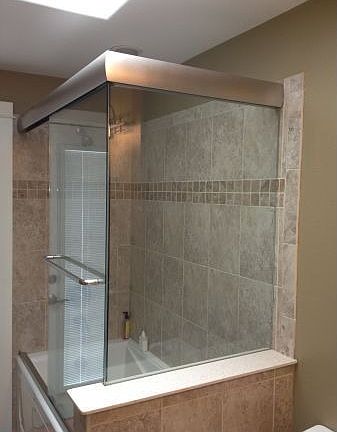 Upstairs bath, jetted tub