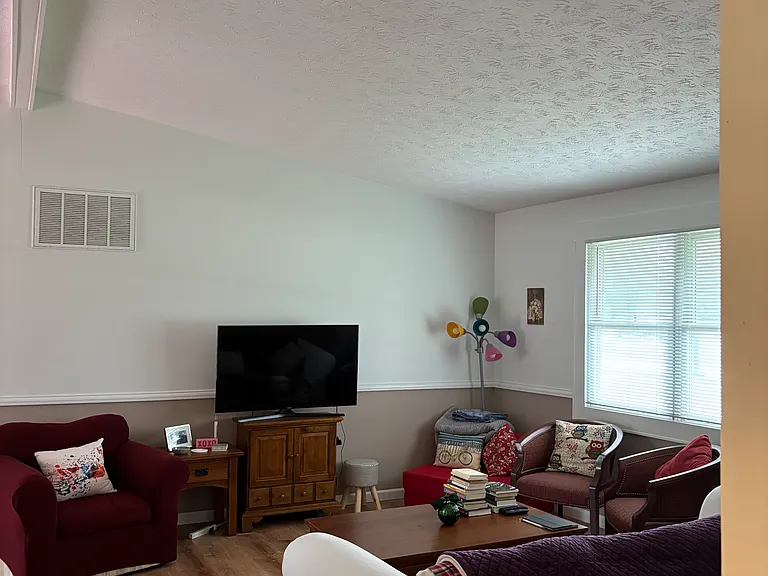 1149 Cumberland Ave — Photo 6