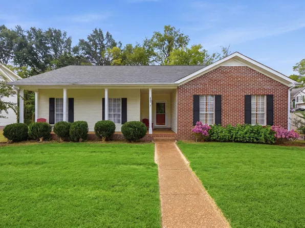 1599 Birchwood Cir, Franklin, TN 37064