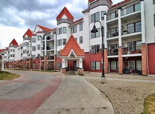 70 Royal Oak Plz NW #405, Calgary, AB T3G0C6