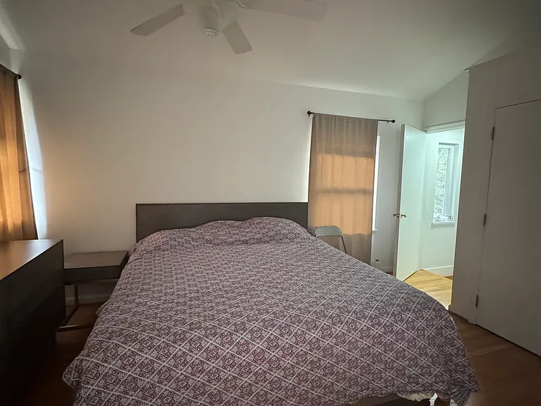 934 Saint James St #934 — Photo 15