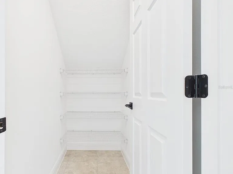 5611 SW 72nd Ct — Photo 10