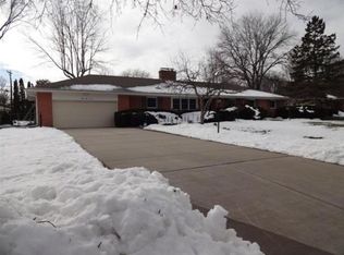 3301 Kingston Dr, Madison, WI 53713