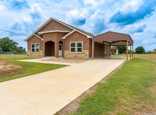 18687 Rolling Meadow, Lytle, TX 78052