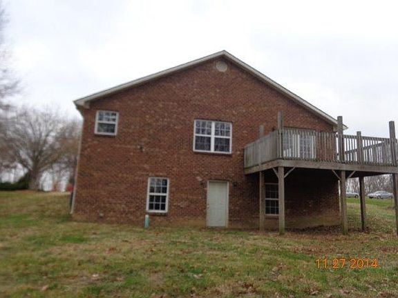 2nd image of 161 Redwood Dr