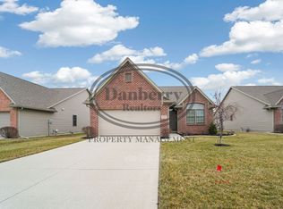 14866 Lake Winds Dr, Perrysburg, OH 43551