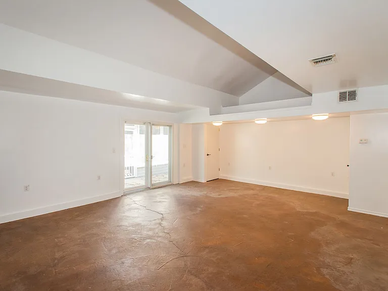 1804 Polo Rd — Photo 23