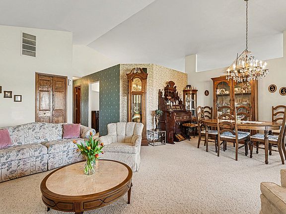 3rd image of 2655 Harbor Dr #2655