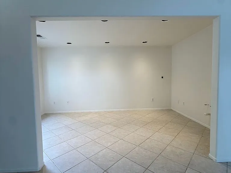 8715 Beau Maison Way — Photo 4