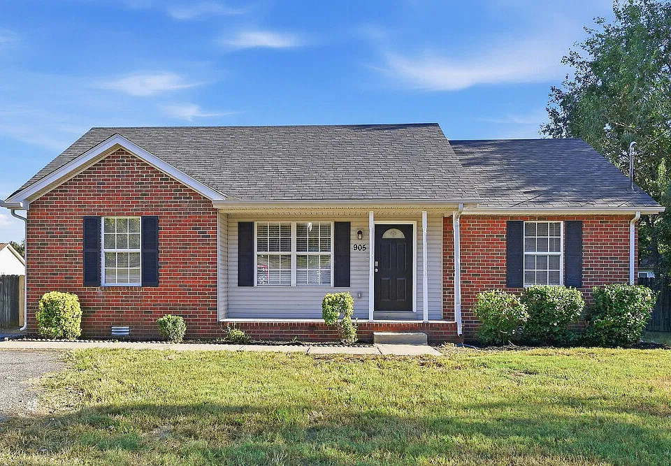 905 Deal Ct