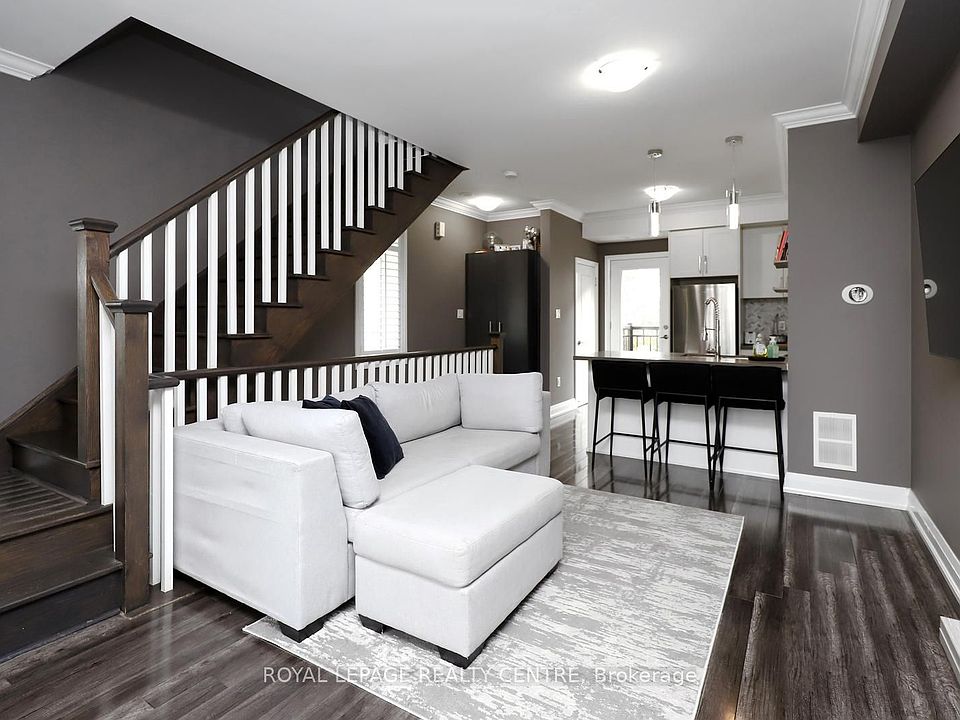 1st image of 3077 Cawthra Rd #10