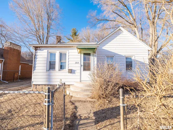 205 Keayes Ave, East Peoria, IL 61611