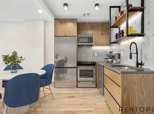 272 S 1st St #5A, Brooklyn, NY 11211