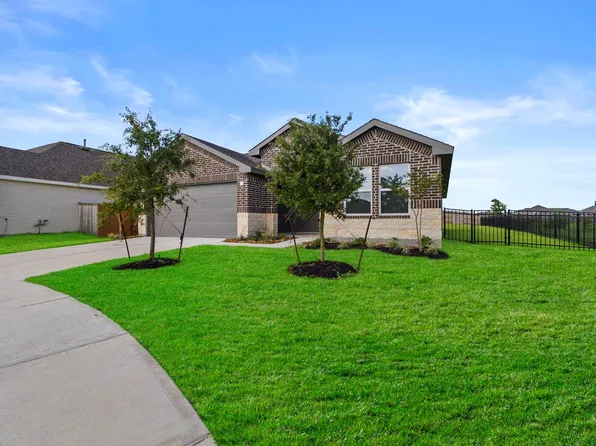 125 Knight Bayou Dr, Dayton, TX 77535