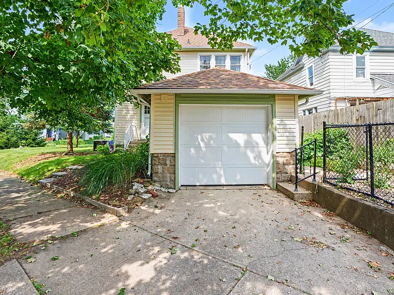 1155 Portage Ave — Photo 23