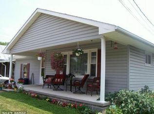 114 Highland Ave, Petersburg, WV