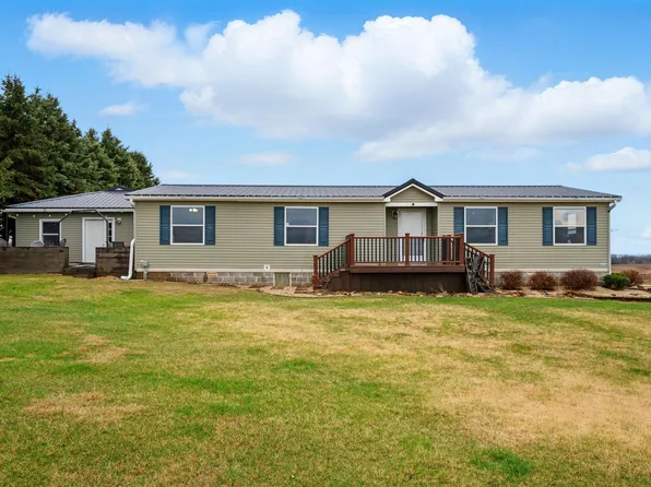 2468 290th St, Delhi, IA 52223