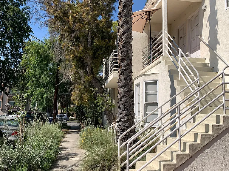10724 Camarillo St #10726 — Photo 25