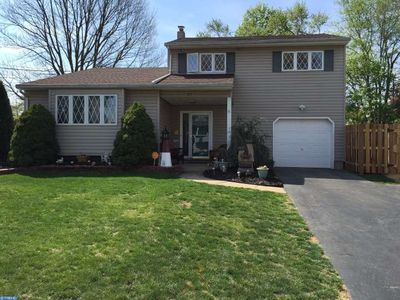 37 Monroe Dr, Hamilton, NJ, 08619
