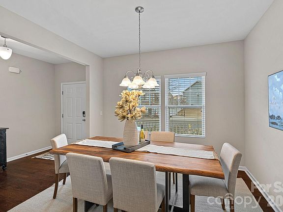 5th image of 4120 Huntley Glen Dr