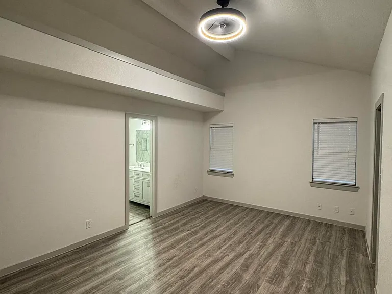7013 Echo Cliffs Dr — Photo 4