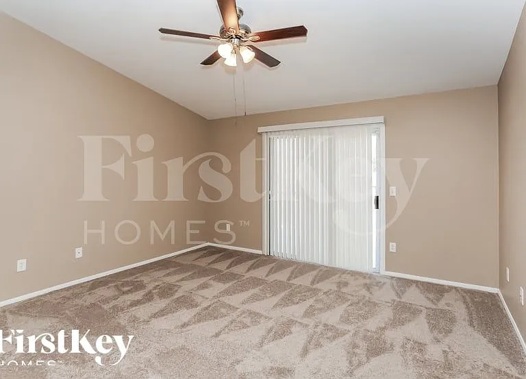 1118 Sport Of Kings Ave — Photo 7