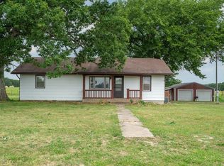 2697 Brinkley Rd, Marshfield, MO 65706
