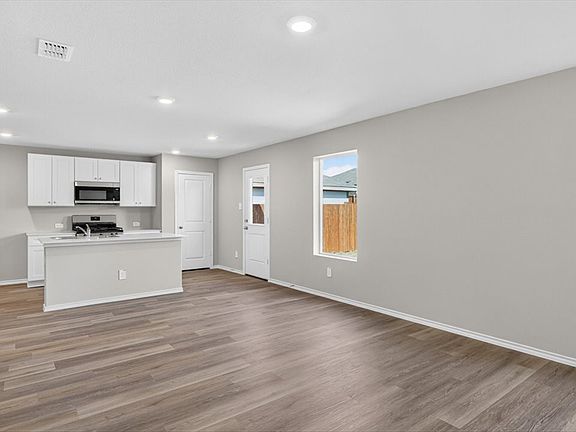 5th image of 5573 Corduroy Rd