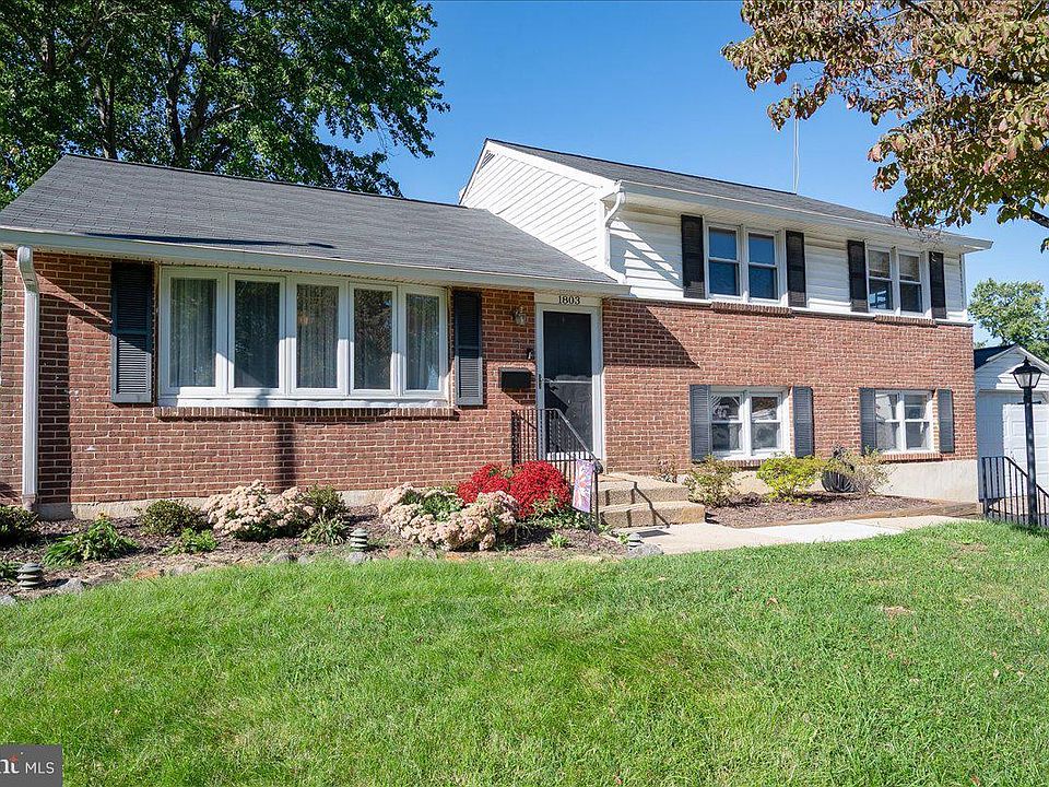 1st image of 1803 Gravers Ln
