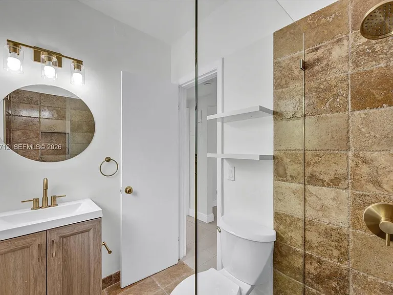 653 Michigan Ave #15 — Photo 11